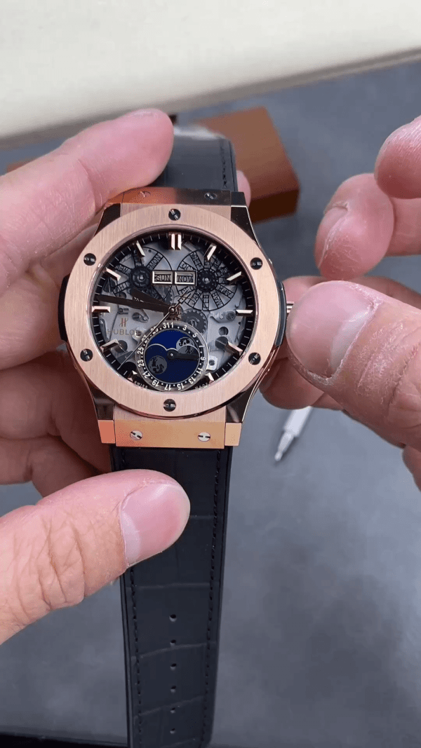 Hublot Classic Fusion 517.OX.0180.LR 45 mm Hommes – Image 3