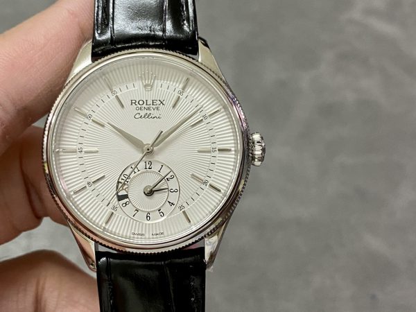 Rolex Cellini Dual Time 50529 Cadran Soleil Argent Bracelet Cuir Noir 39mm Montre Réplique Homme – Image 10