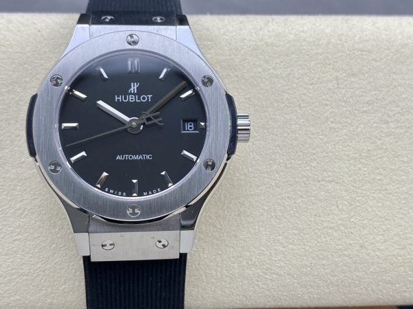 542.NX.1171.RX Hublot Classic Fusion Automatique Caoutchouc – Image 7