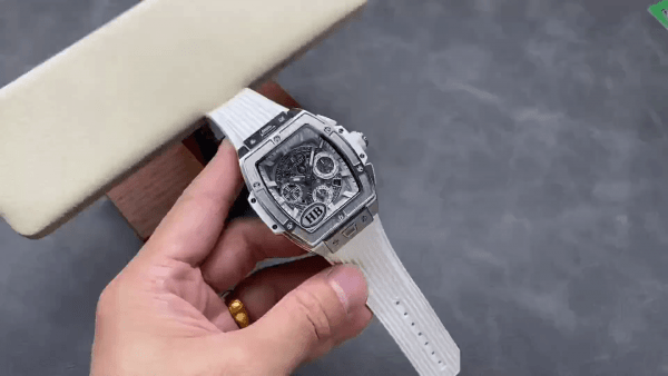 Hublot Spirit Of Big Bang Titane Diamants Blancs 42mm 642.NE.2010.RW – Image 3
