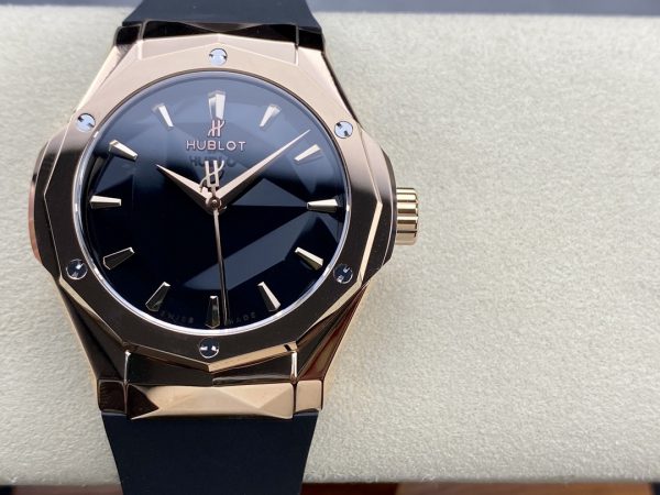 Hublot Classic Fusion 550.OS.1800.RX.ORL19 40 mm – Image 3
