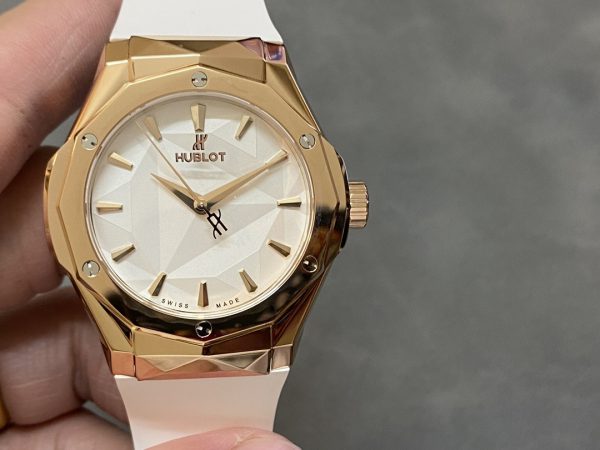 Hublot Classic Fusion 550.OS.2200.RW.ORL20 40MM – Image 3