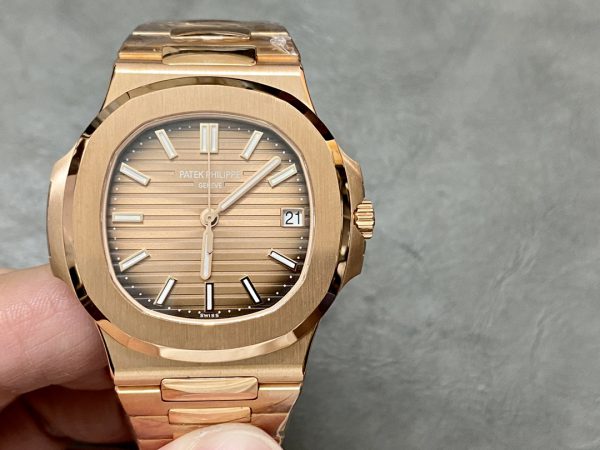 Patek Philippe Nautilus 5711 1R 001 Montre Réplique 40MM – Image 6