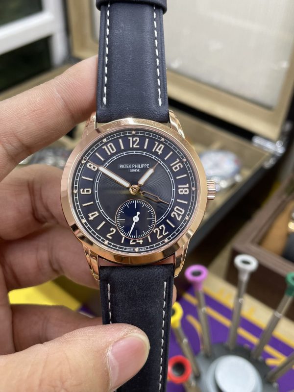 Patek Philippe Complications Or rose Cadran bleu 5224R 001 Réplique 42mm – Image 9