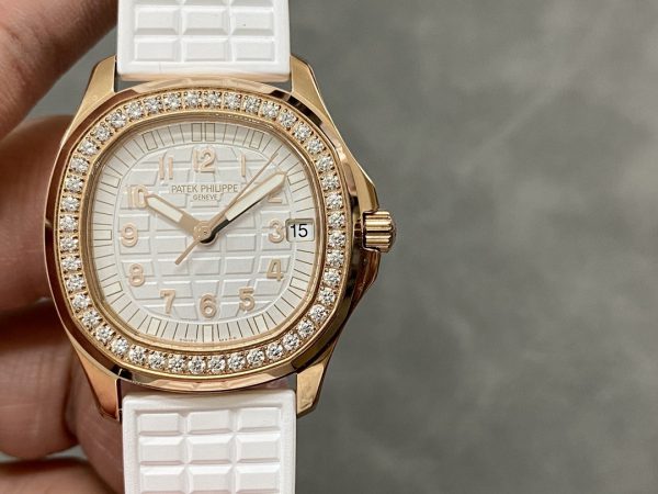 Réplique Patek Philippe Aquanaut Or Rose Cadran Blanc 5068R 010 Montre Femme 36mm – Image 10