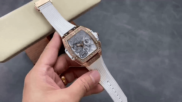 Hublot Spirit of Big Bang Chronographe 42mm 642.OE.2010.RW.1204 – Image 3