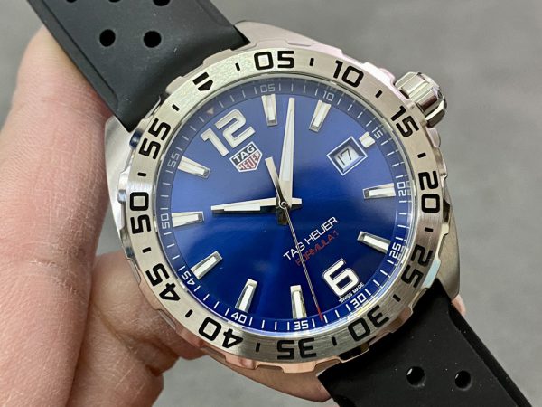 Tag Heuer Formula 1 Quartz Cadran Bleu Bracelet Caoutchouc Noir WAZ1118.FT8023 – Image 5