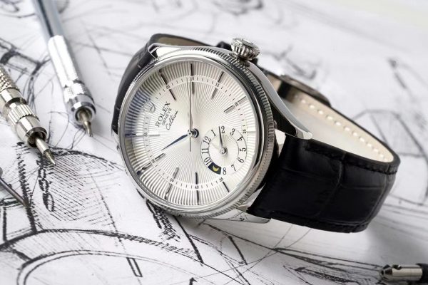Rolex Cellini Dual Time 50529 Cadran Soleil Argent Bracelet Cuir Brun 39mm Montre Réplique Homme – Image 6