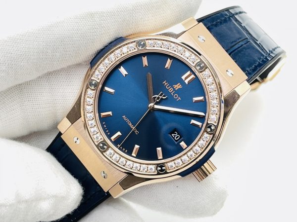 Hublot Classic Fusion Or King 565.OX.7180.RX.1204 42mm – Image 4