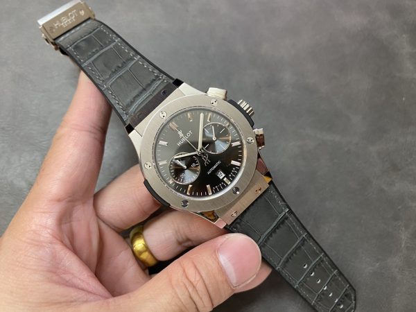 Hublot Classic Fusion 521.NX.7071.LR 45MM Hommes – Image 4