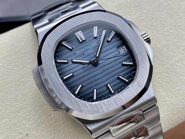 Réplique Patek Philippe Nautilus 5711 1A Cadran Bleu 40mm Montre Homme – Image 9