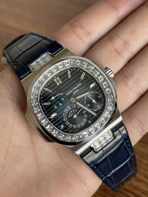 Patek Philippe Nautilus Phases de Lune Noir 5724G 001 40mm – Image 8