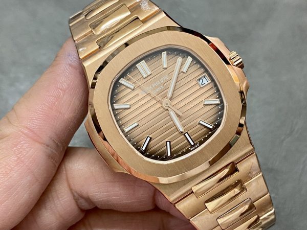 Patek Philippe Nautilus 5711 1R 001 Montre Réplique 40MM – Image 5