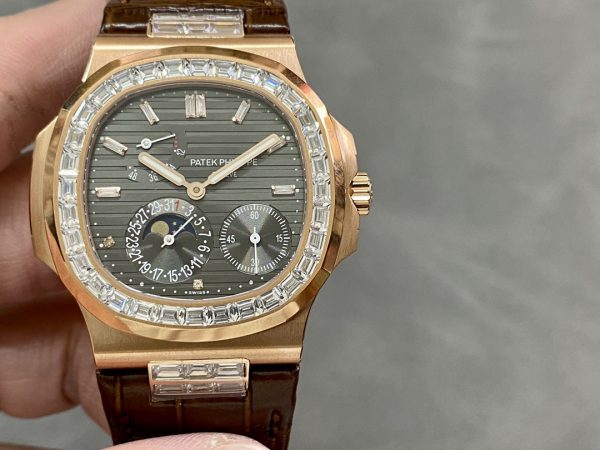 Réplique Patek Philippe Nautilus 5724 001 Montre Homme 40mm – Image 6