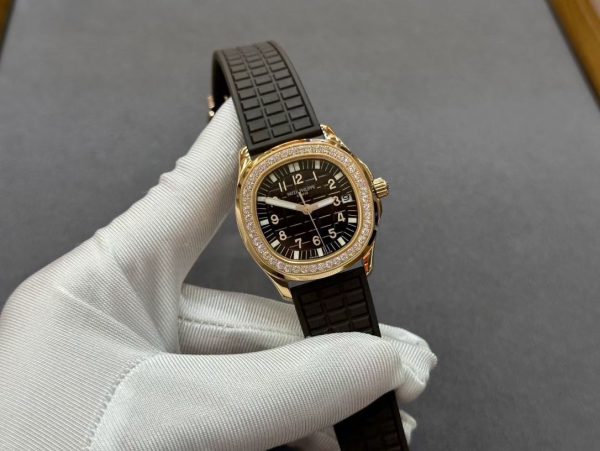 Réplique Patek Philippe Aquanaut 5068R 001 Montre à vendre – Image 9