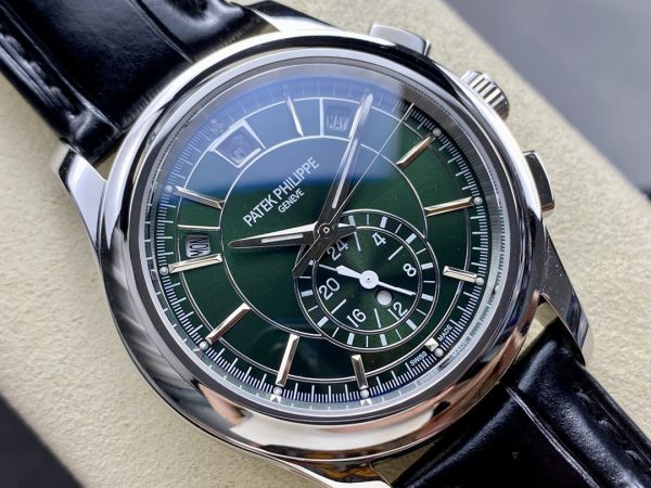 Patek Philippe Complications Édition Limitée Platine Calendrier Annuel 5905P 014 – Image 7