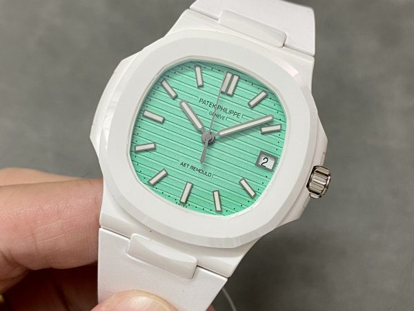 Patek Philippe Nautilus Cadran Vert 5711 Montre 40MM – Image 8