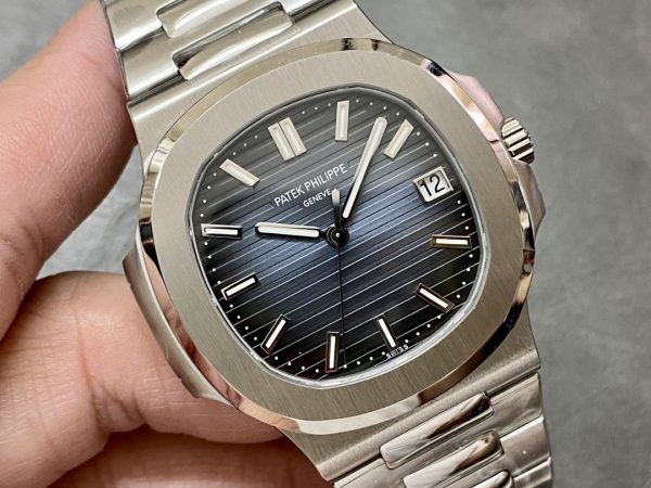 Réplique Patek Philippe Nautilus 5711 1A Cadran Noir Montre Homme 40mm – Image 5