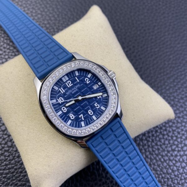 Réplique Patek Philippe Aquanaut Bleu 5067A 022 Montre À Vendre – Image 3