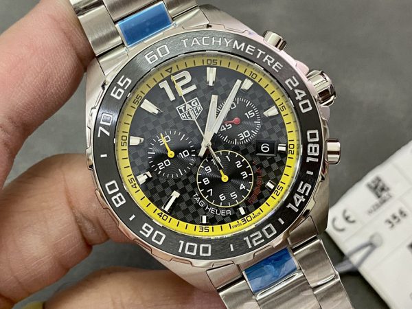 Tag Heuer Formula 1 Chronographe Quartz Cadran Noir CAZ101AC.BA0842 – Image 5
