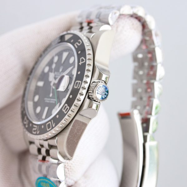 Rolex GMT-Master II 126710BLNR Cadran Noir Lunette Batman 40MM Montre Réplique Homme – Image 4