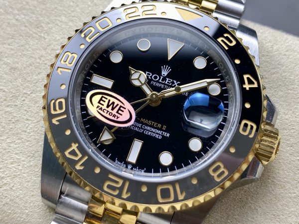 Rolex GMT Master II Cadran Noir Acier Or Jaune 18kt 126713GRNR 0001 Montre Homme – Image 4