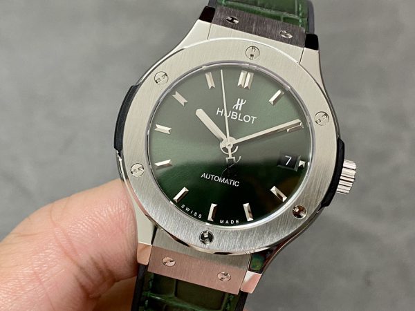 511.NX.8970.LR Hublot Classic Fusion Automatique Vert – Image 2