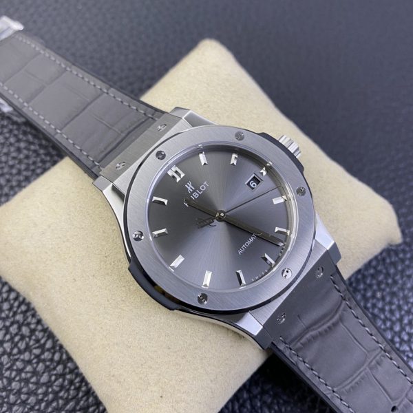 Hublot Classic Fusion 511.NX.7071.LR 45MM Cadran Gris Hommes – Image 5