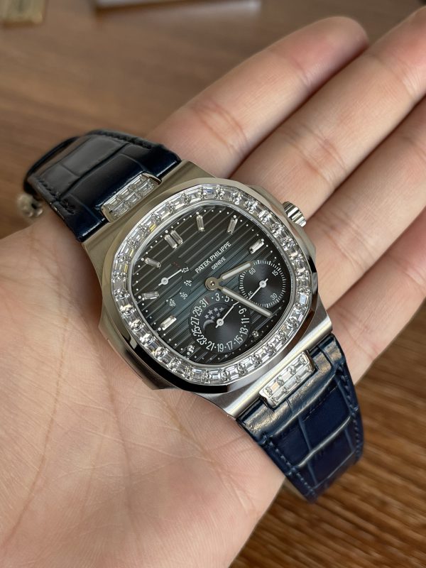 Patek Philippe Nautilus Phases de Lune Noir 5724G 001 40mm – Image 7