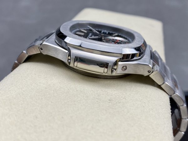 Patek Philippe Nautilus Chronographe Acier Inoxydable Cadran Noir 5980 1A 014 – Image 7