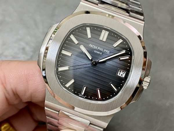 Réplique Patek Philippe Nautilus 5711 1A Cadran Noir Montre Homme 40mm – Image 4