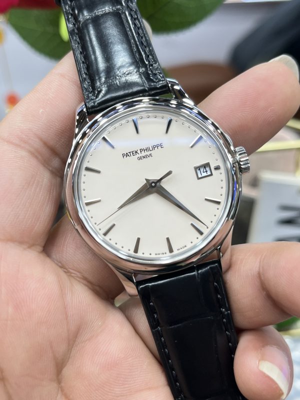 Réplique Patek Philippe Calatrava 5227G 001 Montre Homme 40MM – Image 5