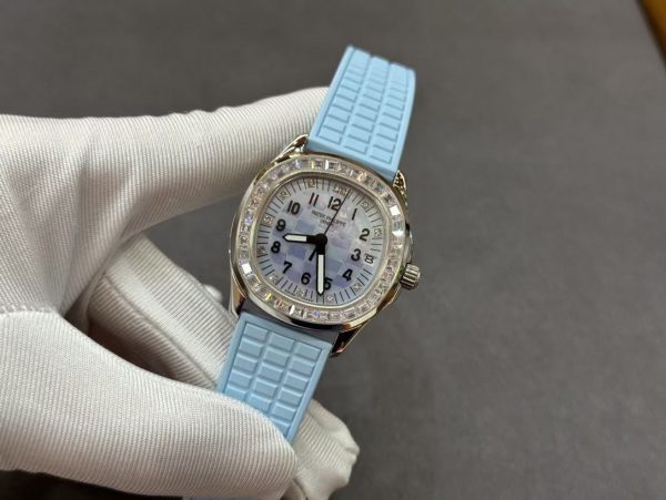Réplique Patek Philippe Aquanaut 5072G 001 Montre À Vendre – Image 3