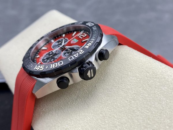 Tag Heuer Formula 1 Chronographe Quartz Cadran Rouge CAZ101AN.FT8055 43MM – Image 6