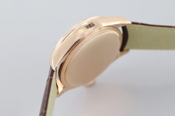 Rolex Cellini Date 50515 Bracelet Cuir Brun Index Noir 39mm Montre Réplique Homme – Image 5