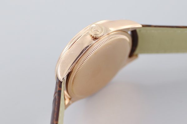 Rolex Cellini Date Or Rose Bracelet Cuir Crocodile Cadran Argent 50515 39mm Montre Réplique Homme – Image 6