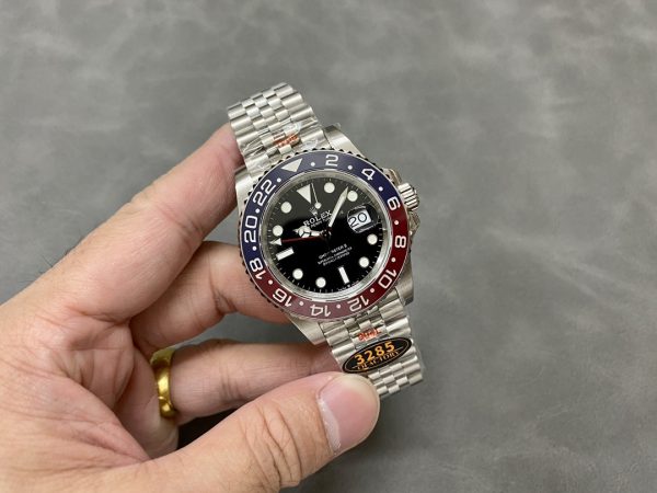 Rolex GMT-Master II 126710BLRO Acier Inox Cadran Noir 40MM Montre Réplique Homme – Image 5