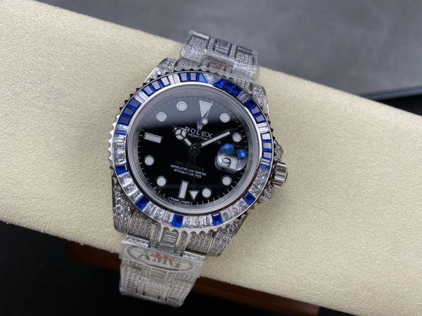 Rolex GMT Master AMG 126710BLRO 40mm Double Fuseau Horaire Cadran Noir Montre à Diamants – Image 6