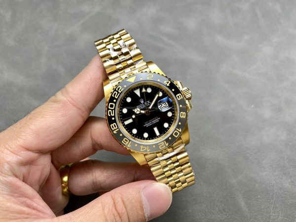 Rolex GMT Master II 40mm m126718grnr 0001 Bracelet Oyster Cadran Noir Montre Réplique Homme – Image 5