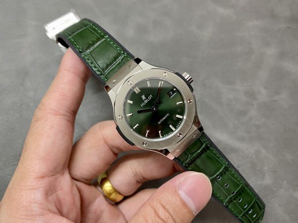 511.NX.8970.LR Hublot Classic Fusion Automatique Vert – Image 6