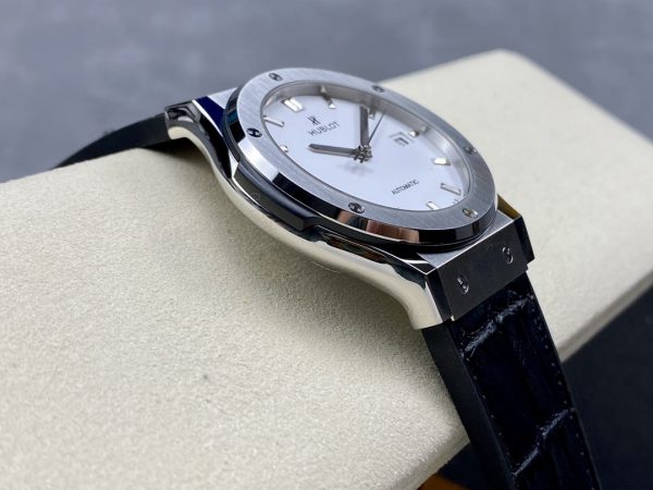 511.NX.2611.LR Hublot Classic Fusion Automatique – Image 4