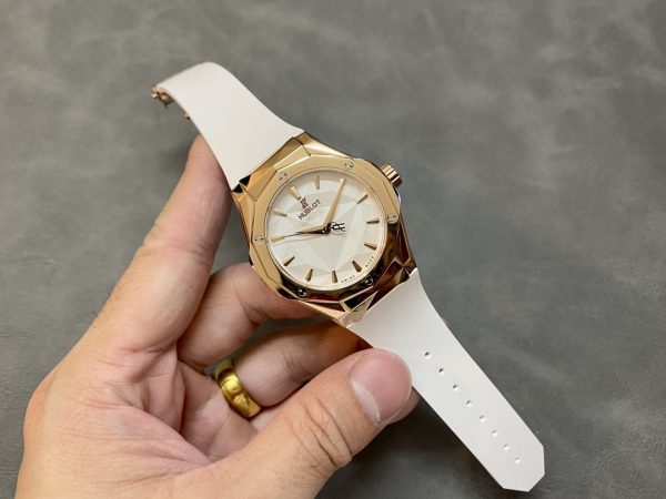Hublot Classic Fusion 550.OS.2200.RW.ORL20 40MM – Image 6