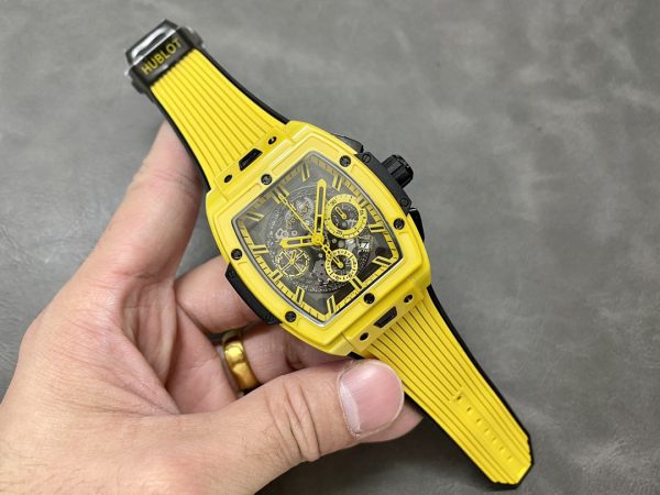 Hublot Spirit of Big Bang King 642.CY.011Y.RX 42mm Hommes – Image 6
