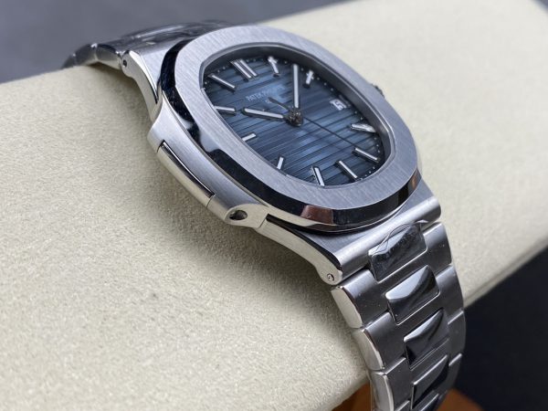 Réplique Patek Philippe Nautilus 5711 1A Cadran Bleu 40mm Montre Homme – Image 7