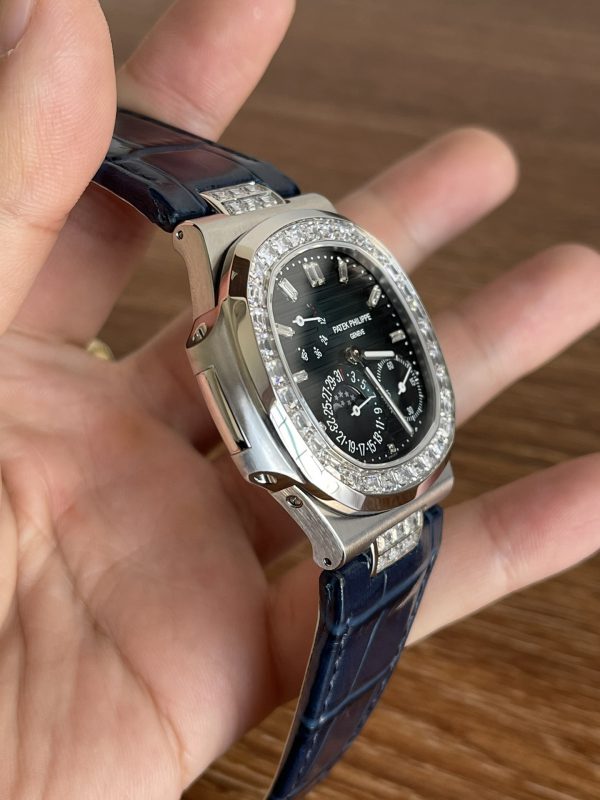 Patek Philippe Nautilus Phases de Lune Noir 5724G 001 40mm – Image 6