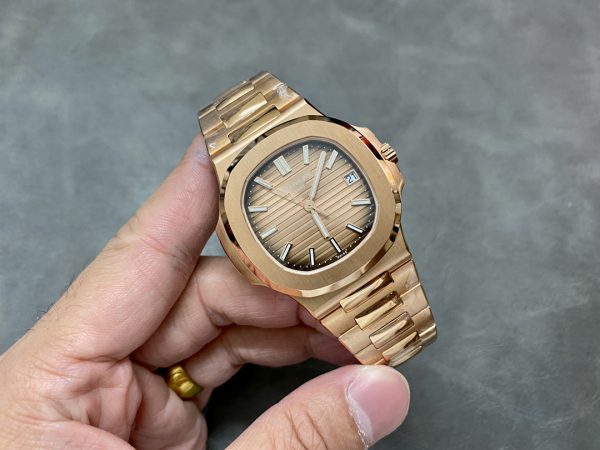 Patek Philippe Nautilus 5711 1R 001 Montre Réplique 40MM – Image 3