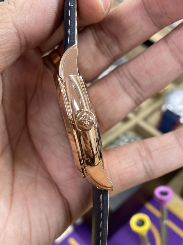Patek Philippe Complications Or rose Cadran bleu 5224R 001 Réplique 42mm – Image 6