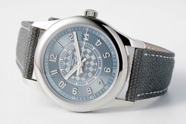 Réplique Patek Philippe Édition Limitée Calatrava 6007A 001 Cadran Bleu Montre Homme 40mm – Image 5