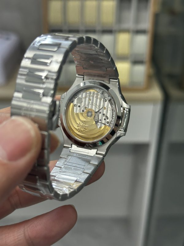 Patek Philippe Nautilus Femme Acier Inoxydable Cadran Bleu 7118 1200A 001 35mm – Image 3