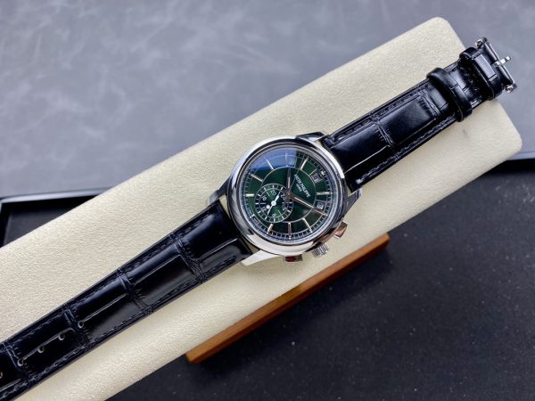 Patek Philippe Complications Édition Limitée Platine Calendrier Annuel 5905P 014 – Image 5